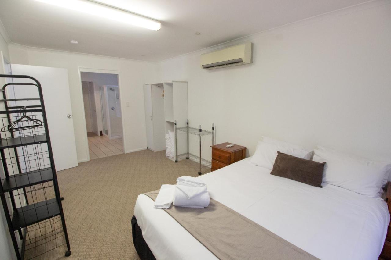 Caloundra Central Apartment Hotel Official Esterno foto