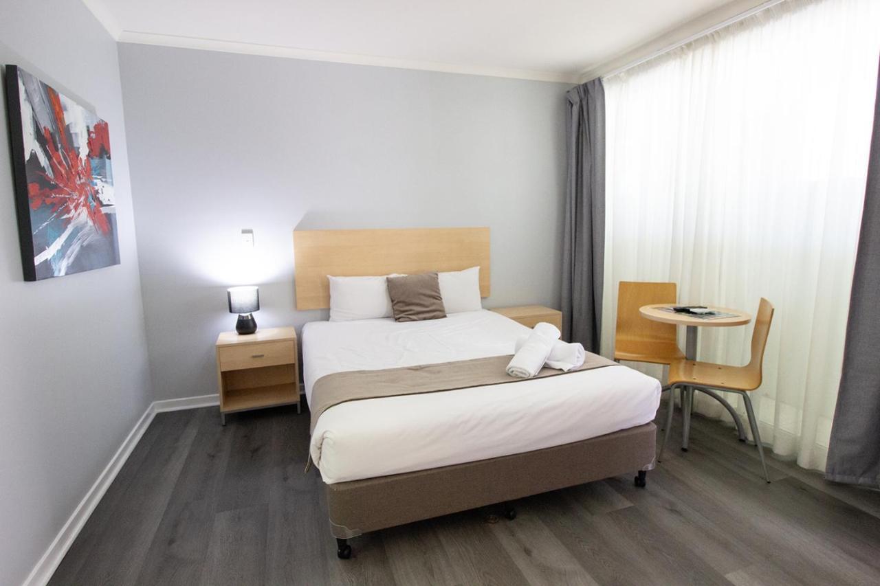 Caloundra Central Apartment Hotel Official Esterno foto
