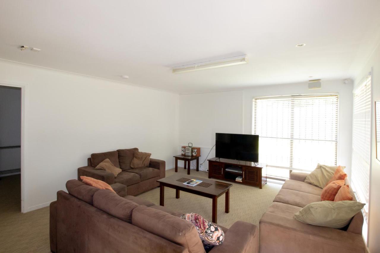 Caloundra Central Apartment Hotel Official Esterno foto