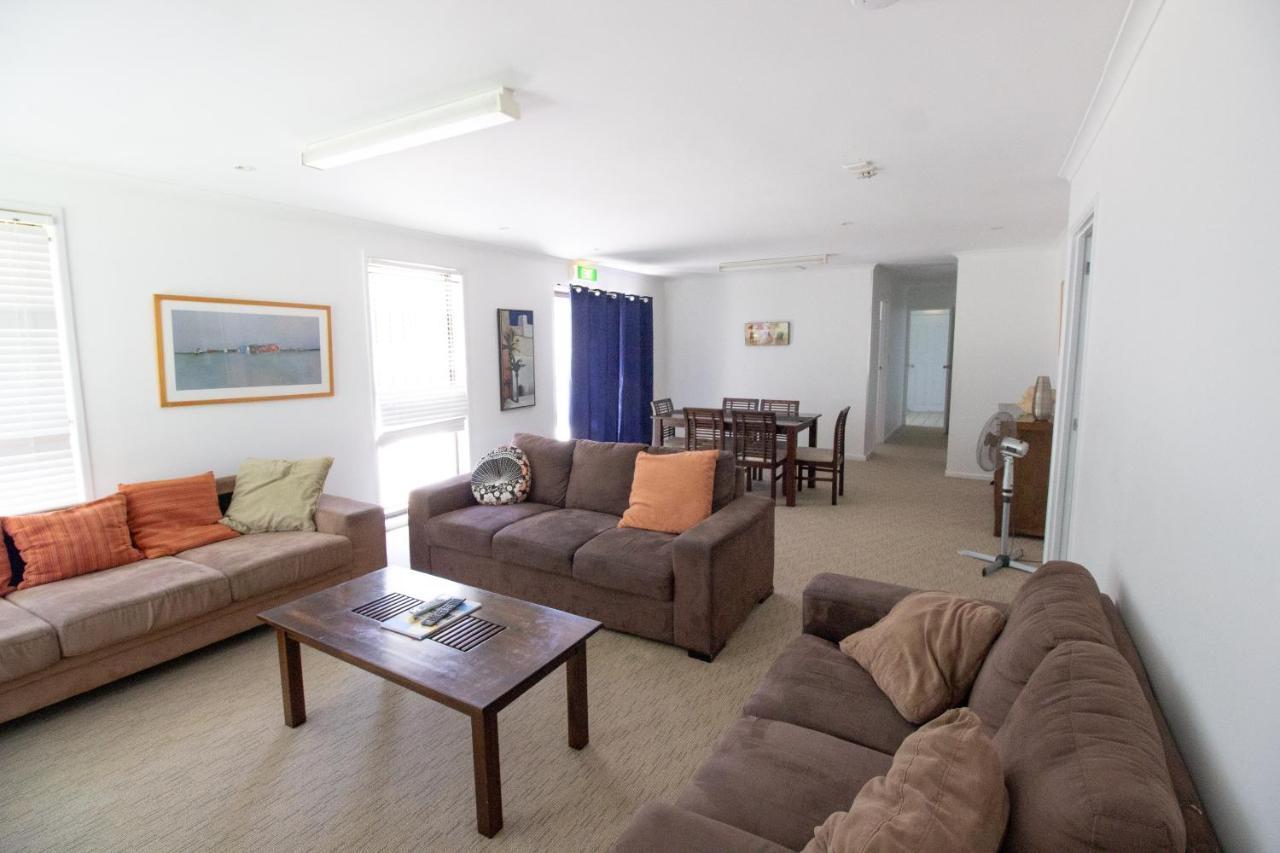 Caloundra Central Apartment Hotel Official Esterno foto