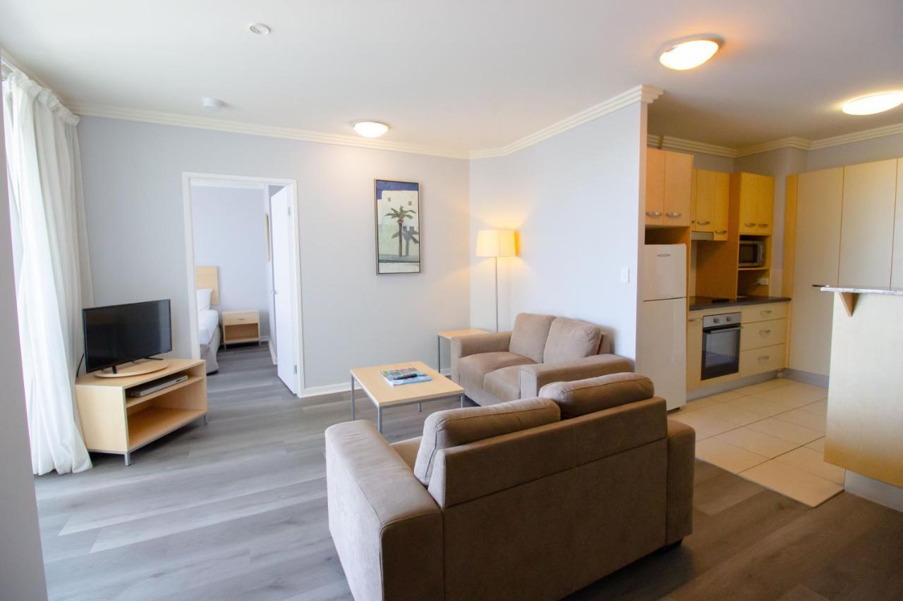 Caloundra Central Apartment Hotel Official Esterno foto